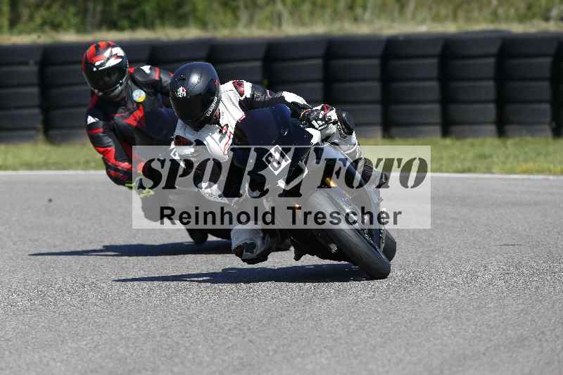 /43 08.08.2025 Discover the Bike ADR/Race 3 rot/81